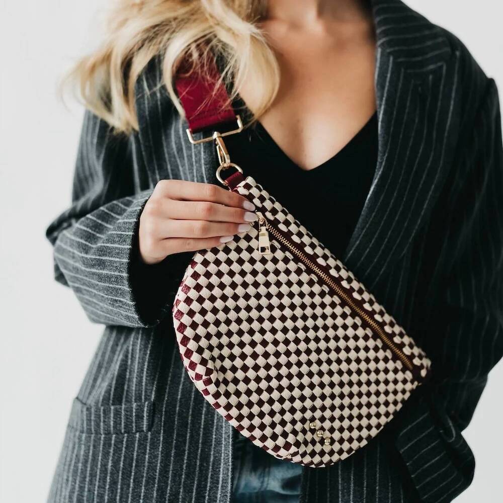 NEW PRETTY SIMPLE westlyn woven bum bag in checkered burgandy